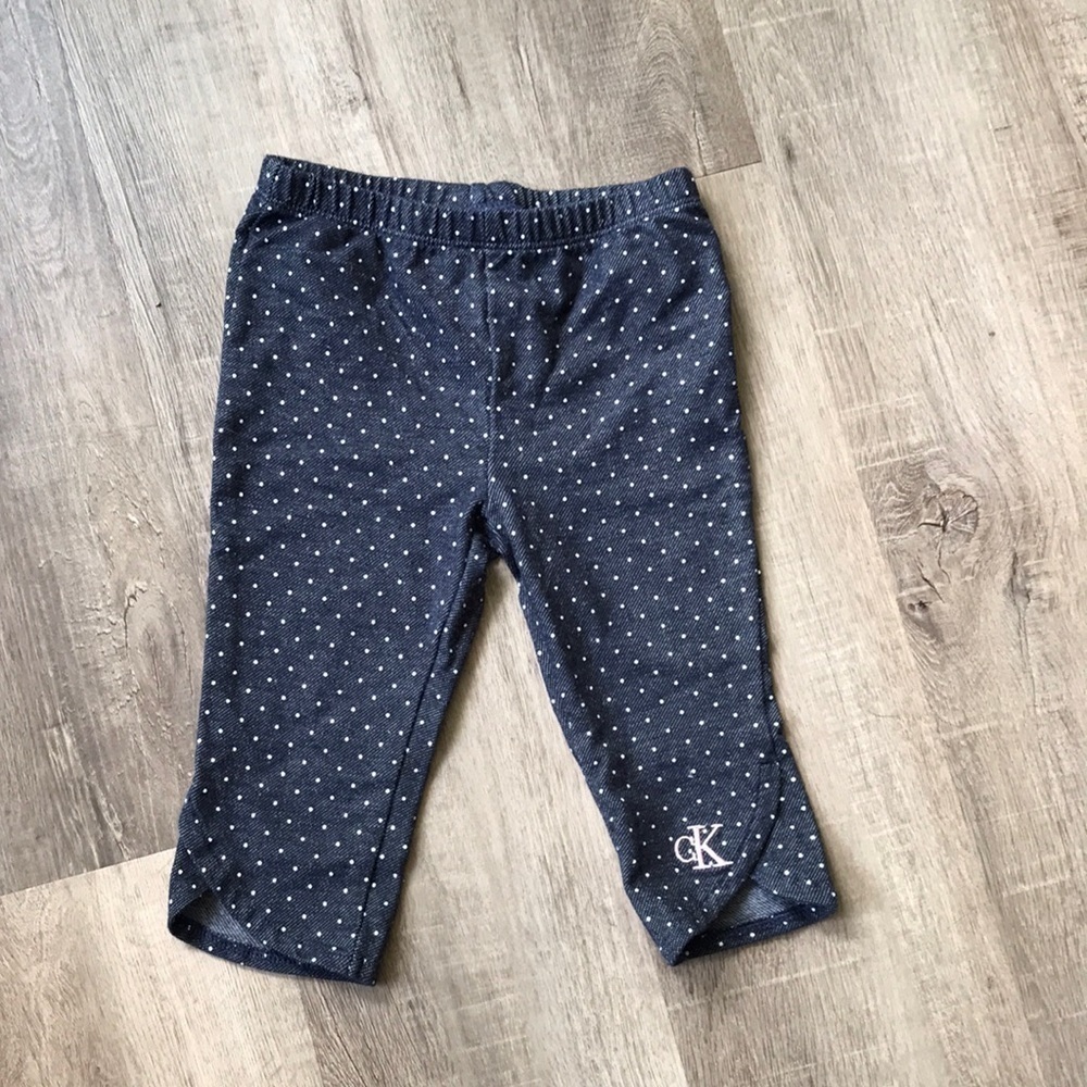 4 for $25 Calvin Klein cropped pants size 3T